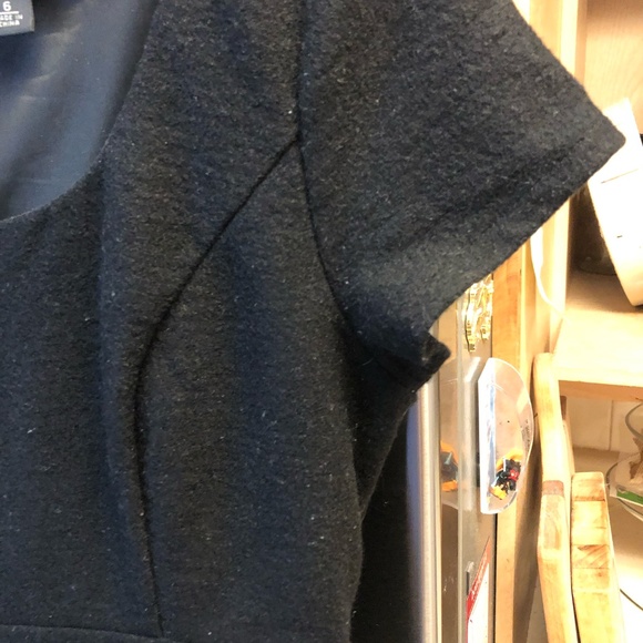 Banana Republic Formal Wool Dress, size 6 - Picture 6 of 7